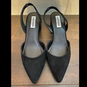 NWOT Steve Madden Day Pumps